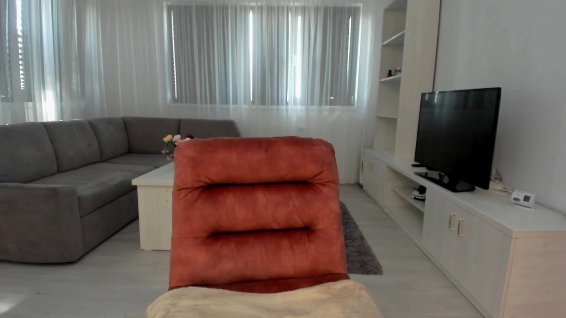 Gallery image thumbnail from Anneexx's myfreecams stream on, 06/21/2025, 12:39 image 20 of 20