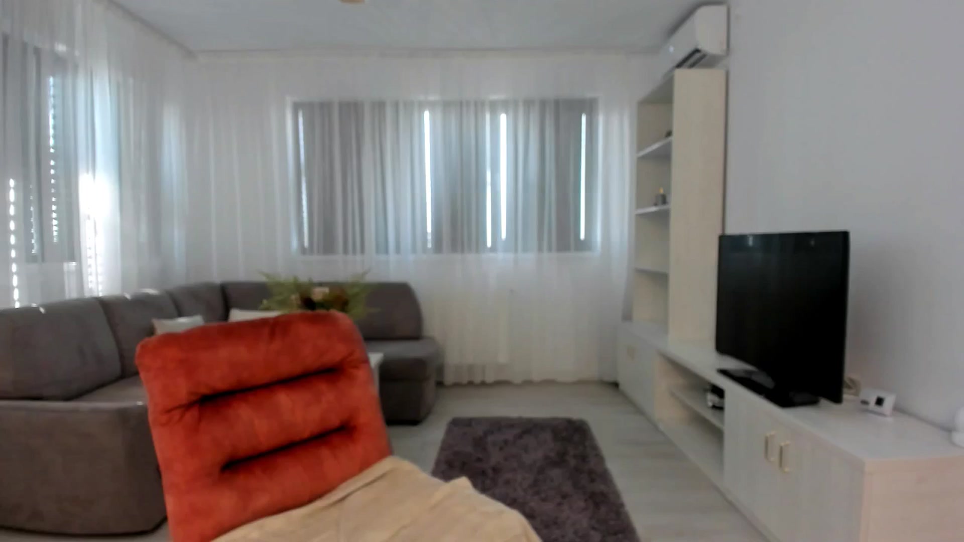Gallery image thumbnail from Anneexx's myfreecams stream on, 08/08/2025, 14:08 image 4 of 20