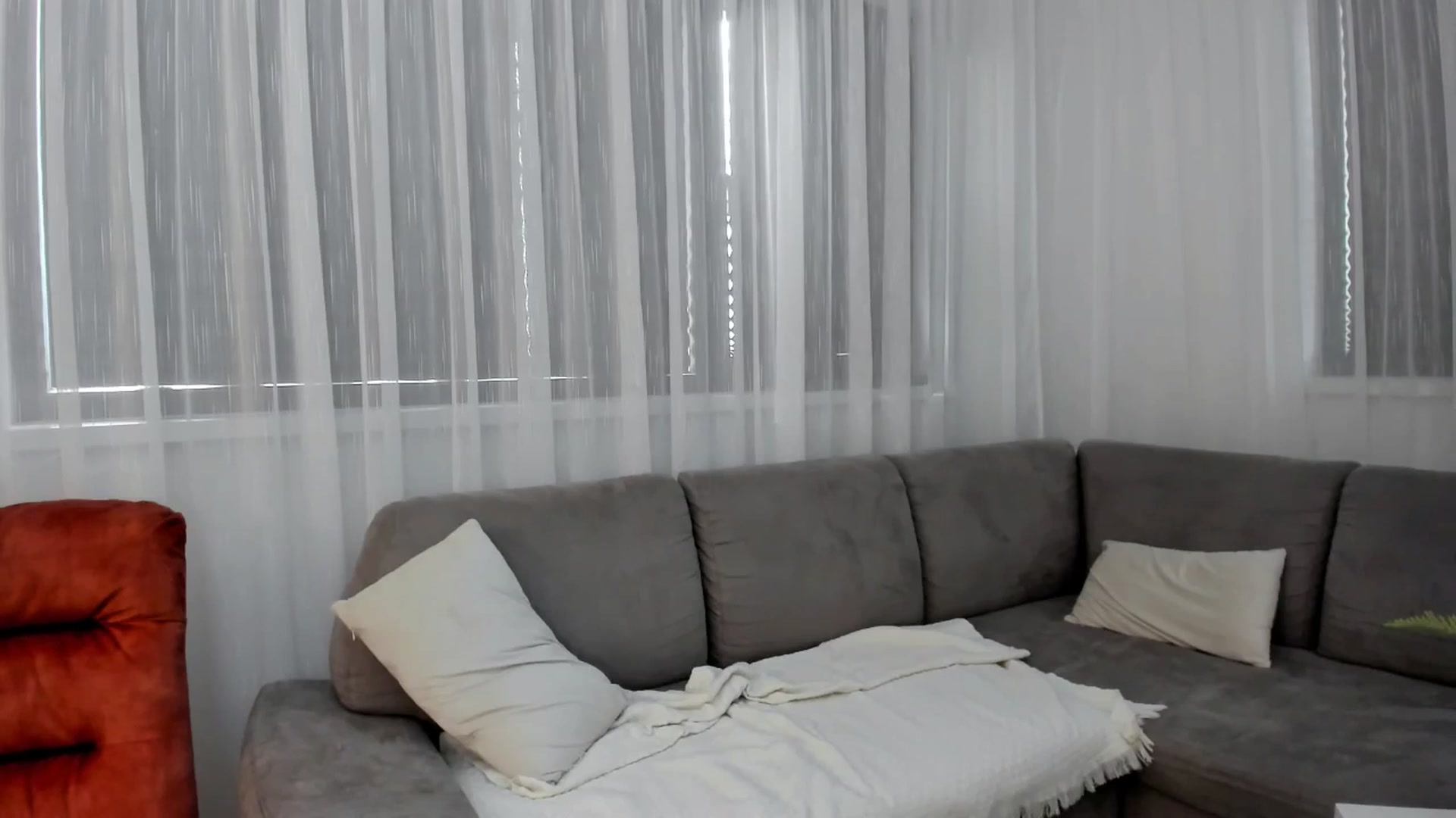 Gallery image thumbnail from Anneexx's myfreecams stream on, 08/22/2025, 15:43 image 16 of 20
