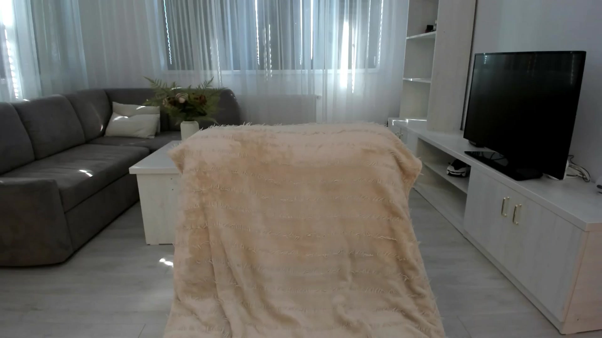 Gallery image thumbnail from Anneexx's myfreecams stream on, 09/20/2025, 13:05 image 11 of 20
