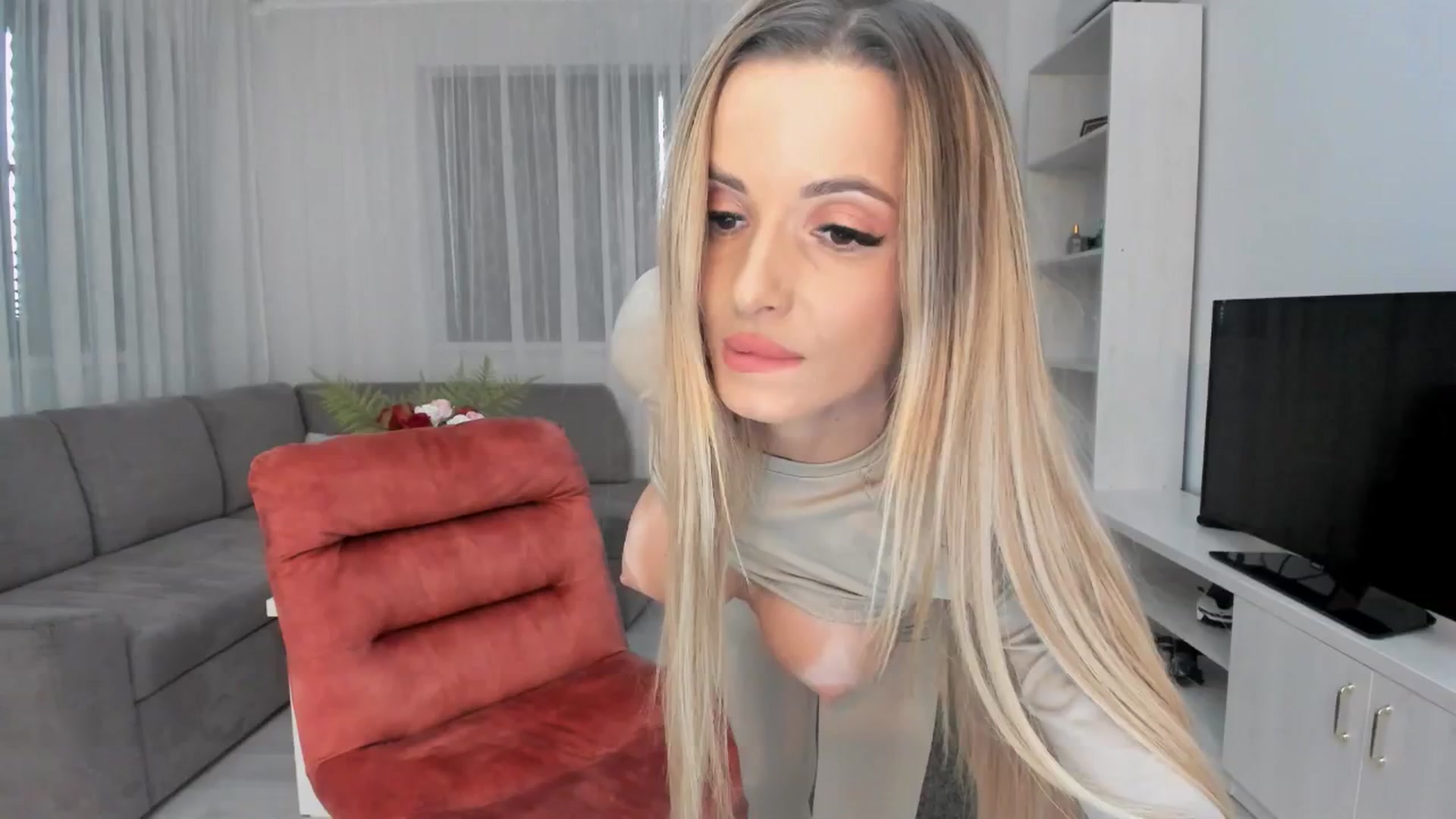 Gallery image thumbnail from Anneexx's myfreecams stream on, 11/04/2025, 14:08 image 8 of 20