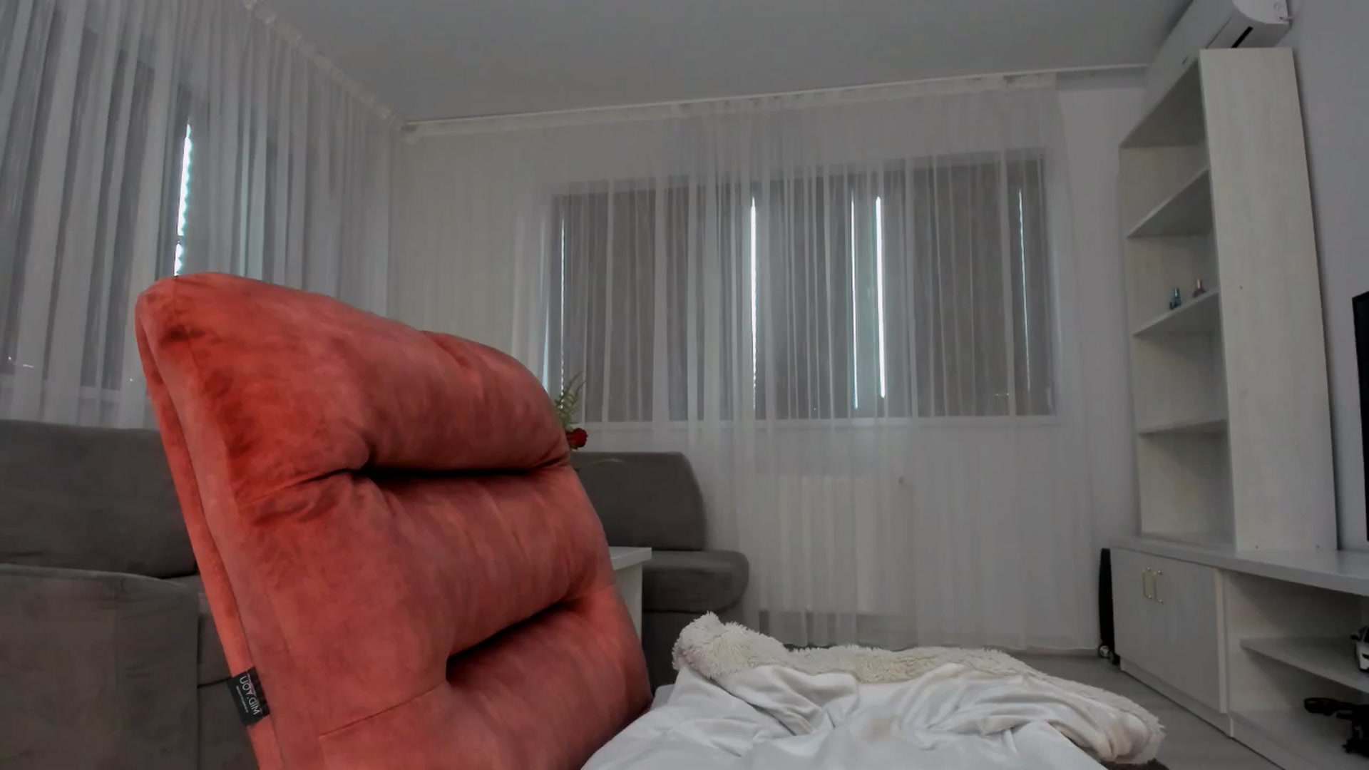 Gallery image thumbnail from Anneexx's myfreecams stream on, 11/21/2025, 16:06 image 6 of 20