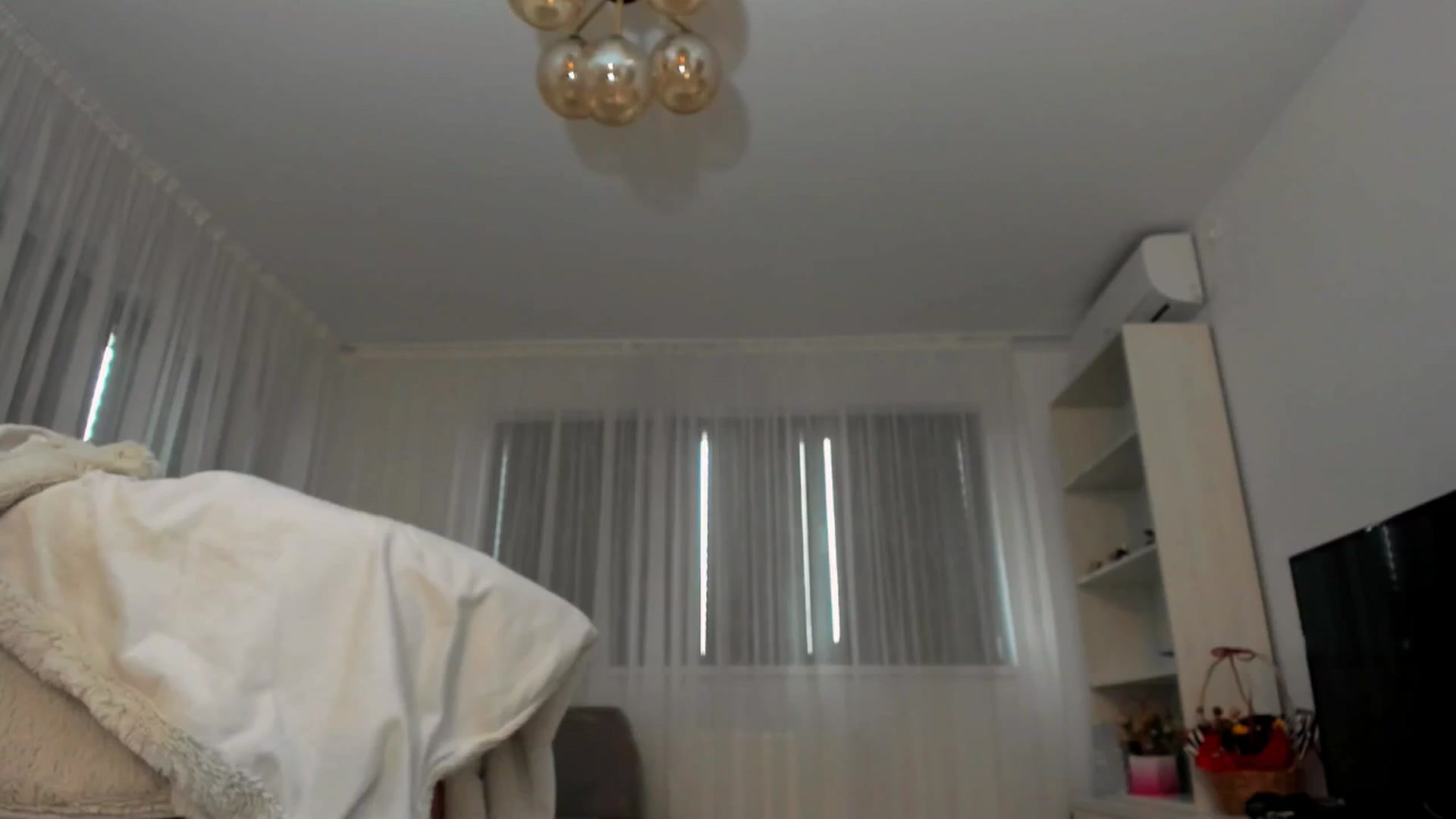 Gallery image thumbnail from Anneexx's myfreecams stream on, 12/21/2025, 15:22 image 9 of 20