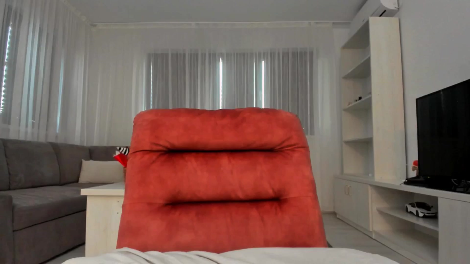 Gallery image thumbnail from Anneexx's myfreecams stream on, 02/09/2026, 12:45 image 14 of 20