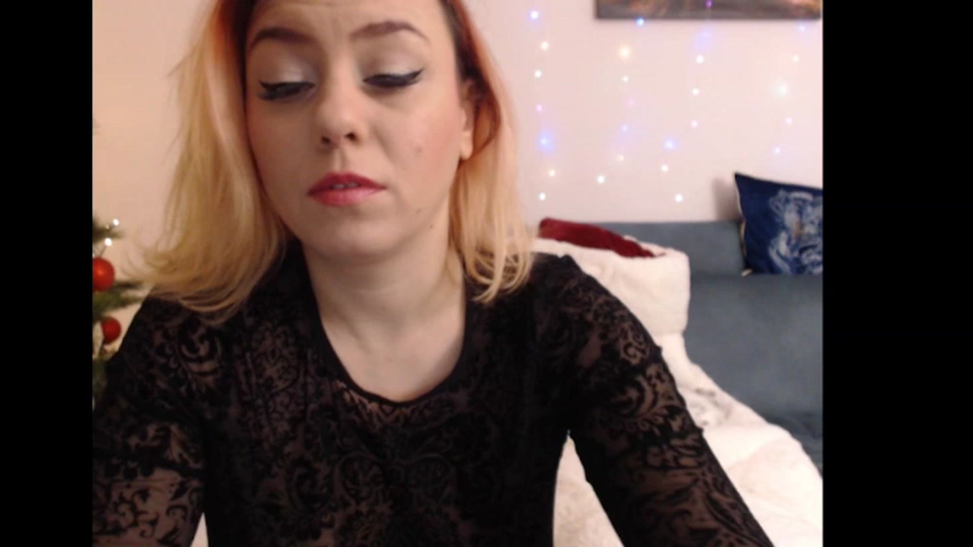 Gallery image thumbnail from Anneliss's myfreecams stream on, 12/27/2022, 17:37 image 1 of 20