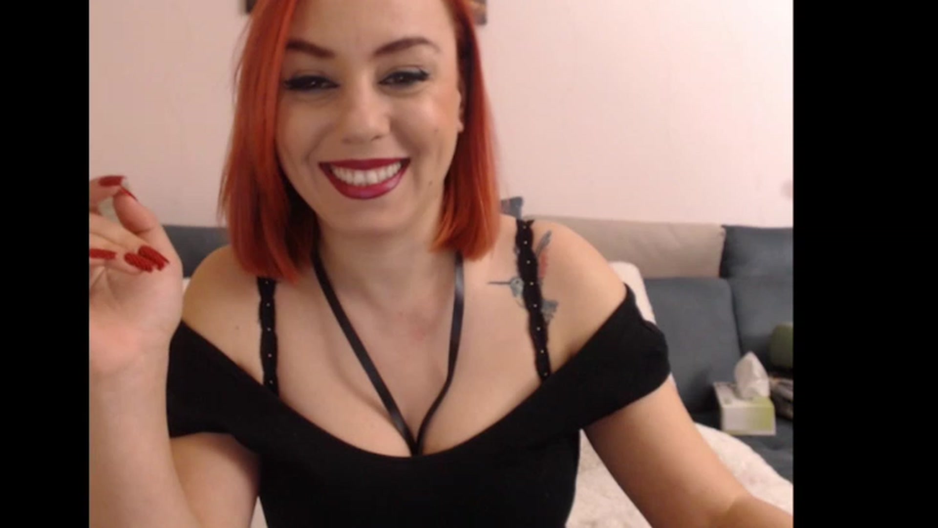 Gallery image thumbnail from Anneliss's myfreecams stream on, 01/06/2023, 17:33 image 12 of 20