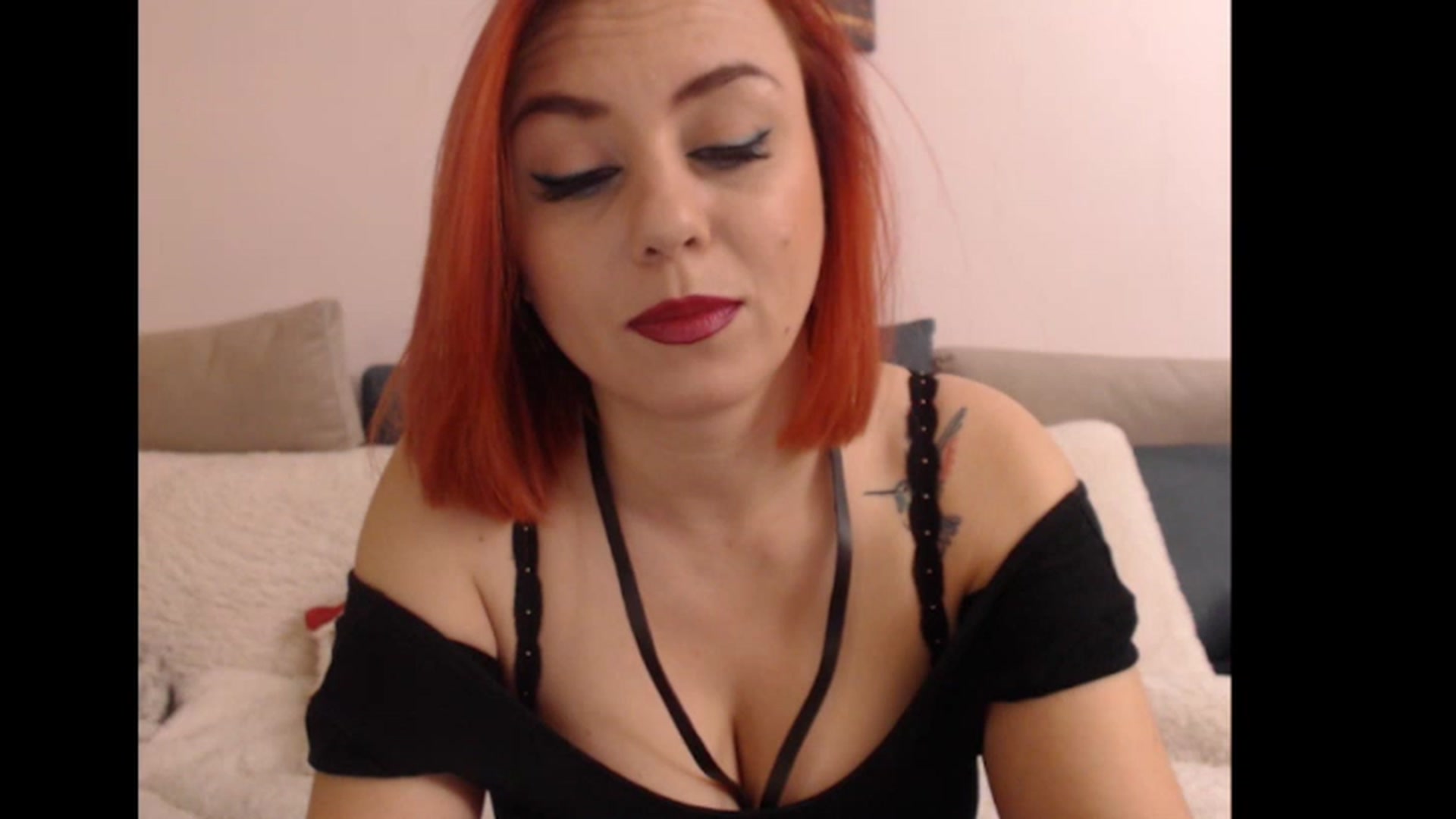 Gallery image thumbnail from Anneliss's myfreecams stream on, 01/06/2023, 17:33 image 20 of 20