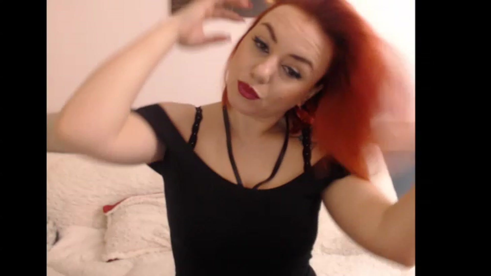 Gallery image thumbnail from Anneliss's myfreecams stream on, 01/06/2023, 17:33 image 19 of 20