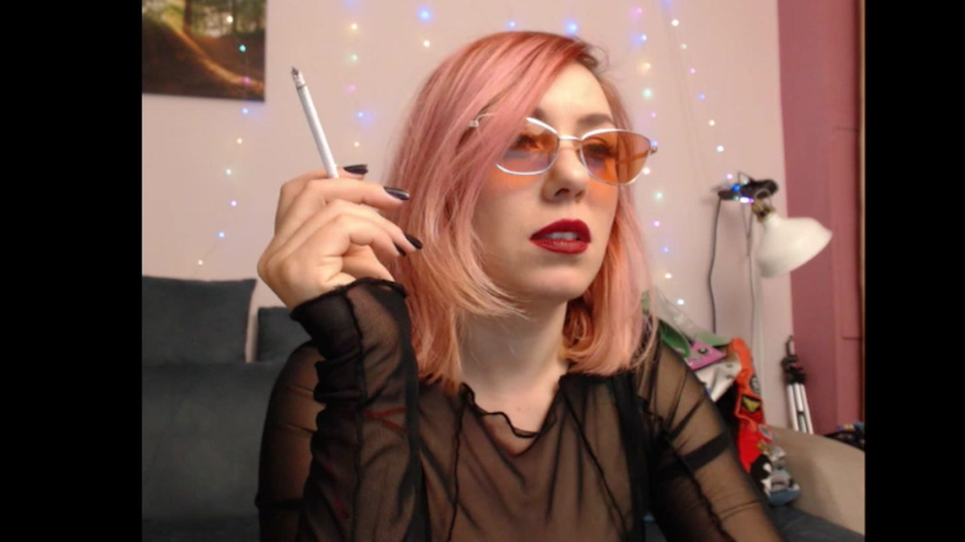 Gallery image thumbnail from Anneliss's myfreecams stream on, 03/10/2023, 17:43 image 16 of 20
