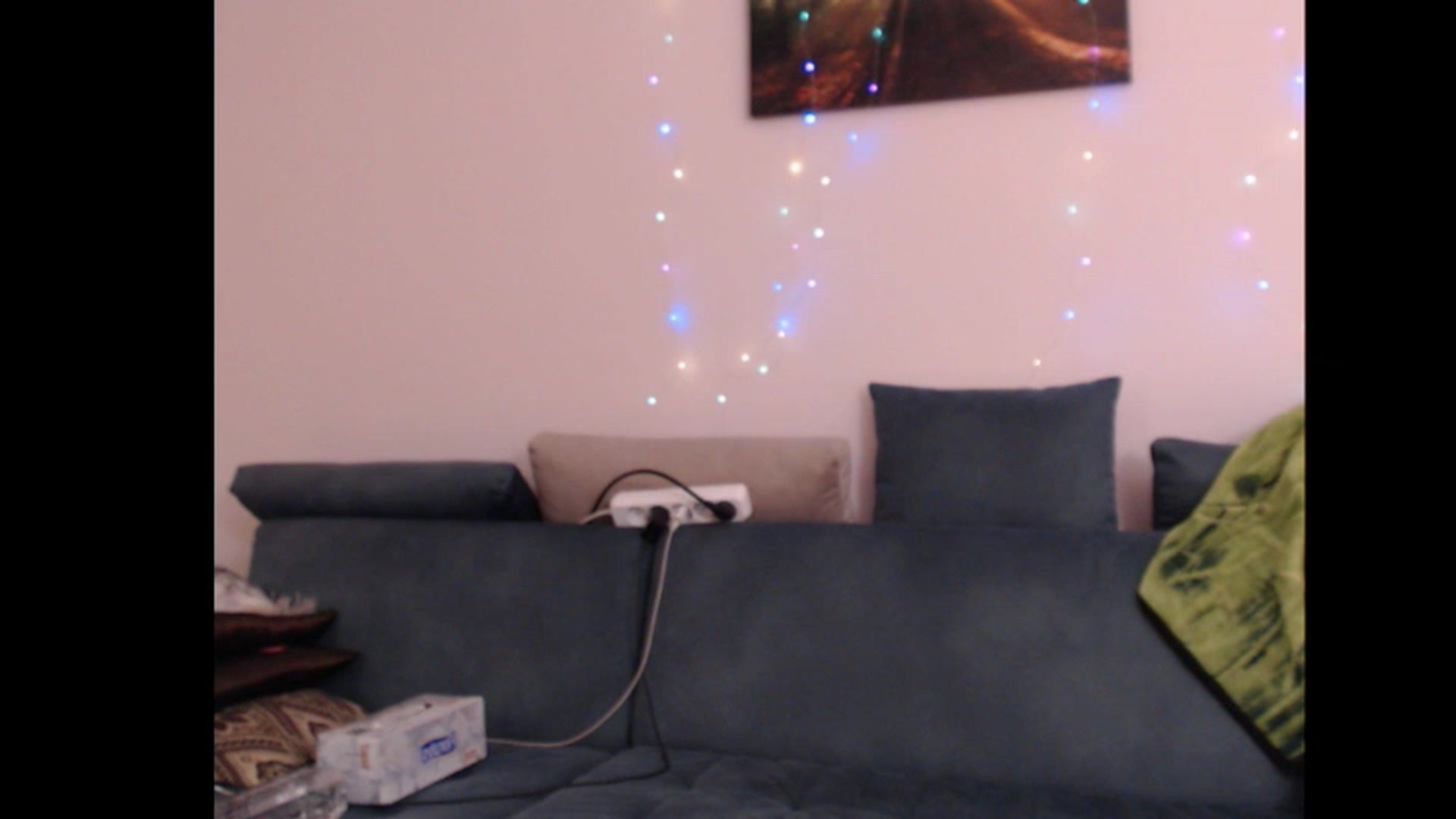 Gallery image thumbnail from Anneliss's myfreecams stream on, 03/13/2023, 19:46 image 16 of 20