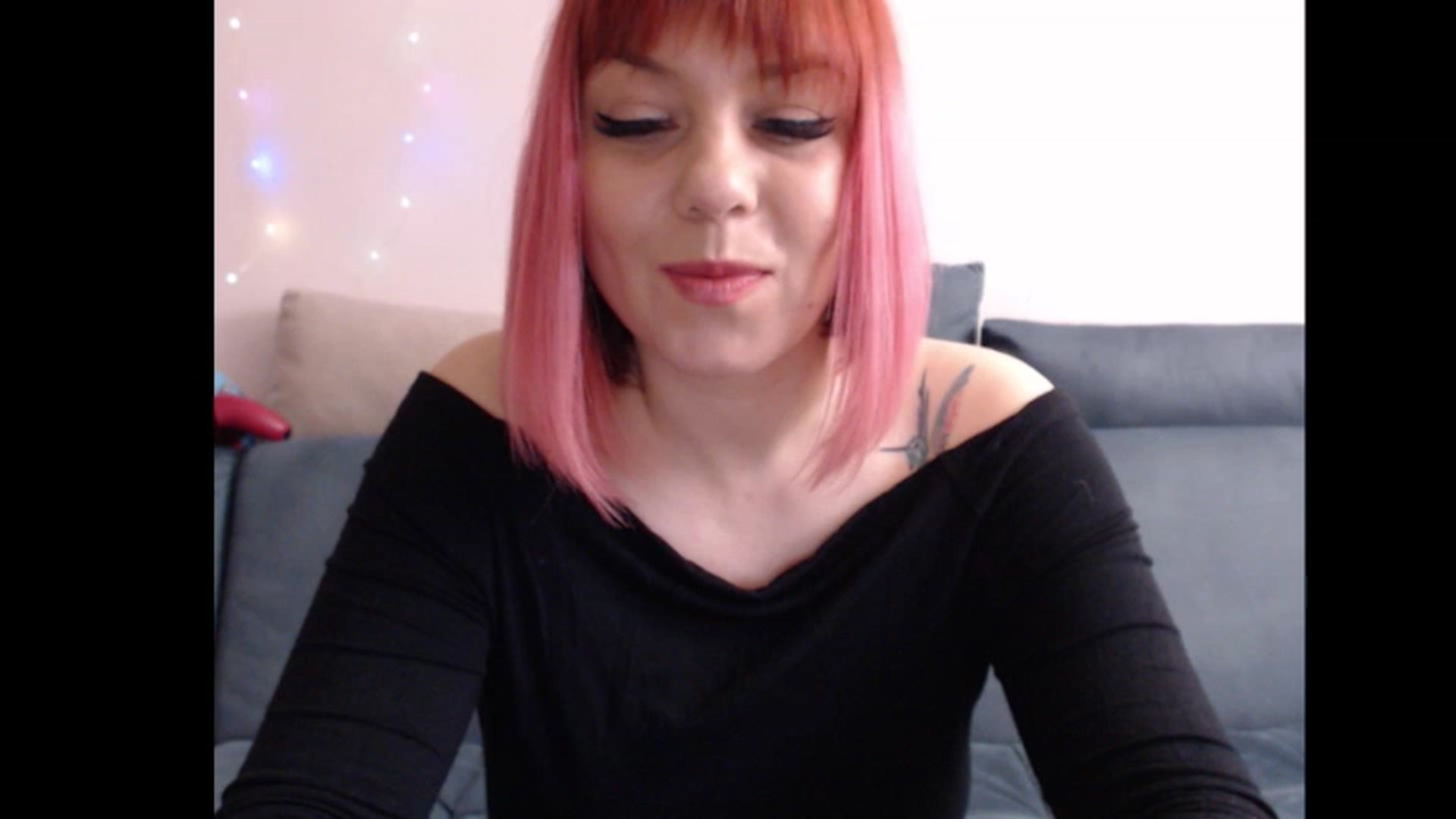 Gallery image thumbnail from Anneliss's myfreecams stream on, 05/09/2023, 17:51 image 11 of 20