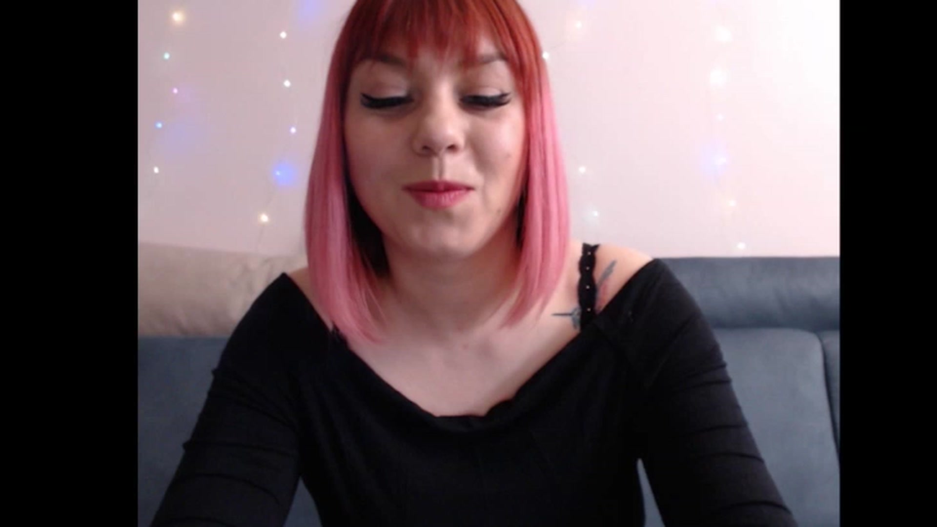 Gallery image thumbnail from Anneliss's myfreecams stream on, 05/09/2023, 17:51 image 3 of 20