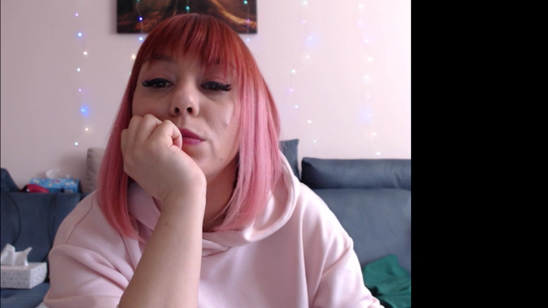 Gallery image thumbnail from Anneliss's myfreecams stream on, 05/11/2023, 14:31 image 16 of 20
