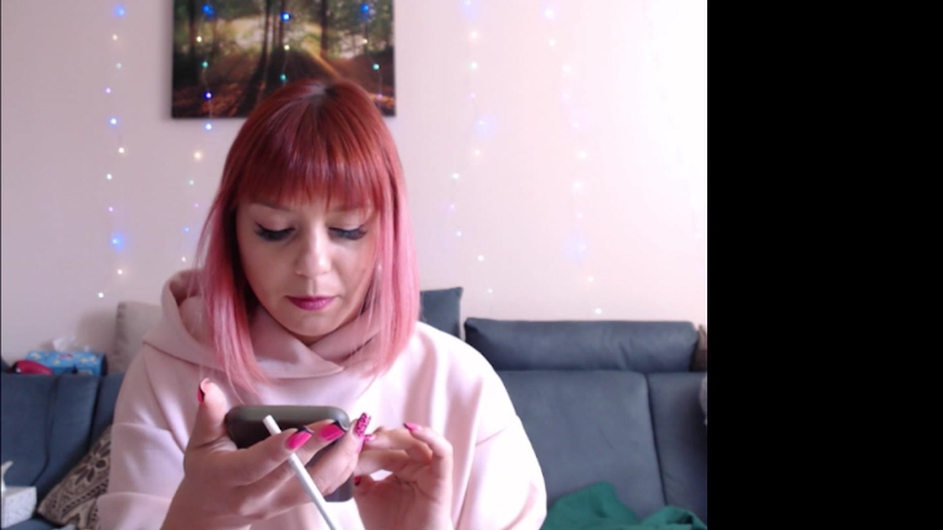 Gallery image thumbnail from Anneliss's myfreecams stream on, 05/11/2023, 14:31 image 2 of 20