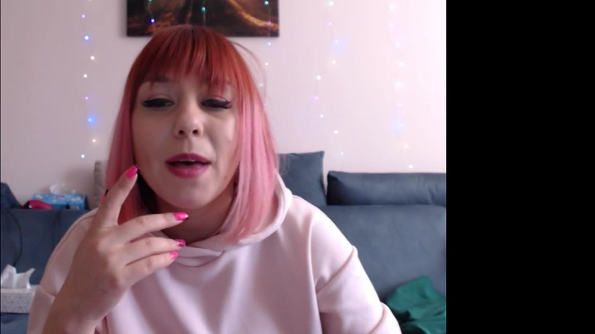 Gallery image thumbnail from Anneliss's myfreecams stream on, 05/11/2023, 14:31 image 17 of 20