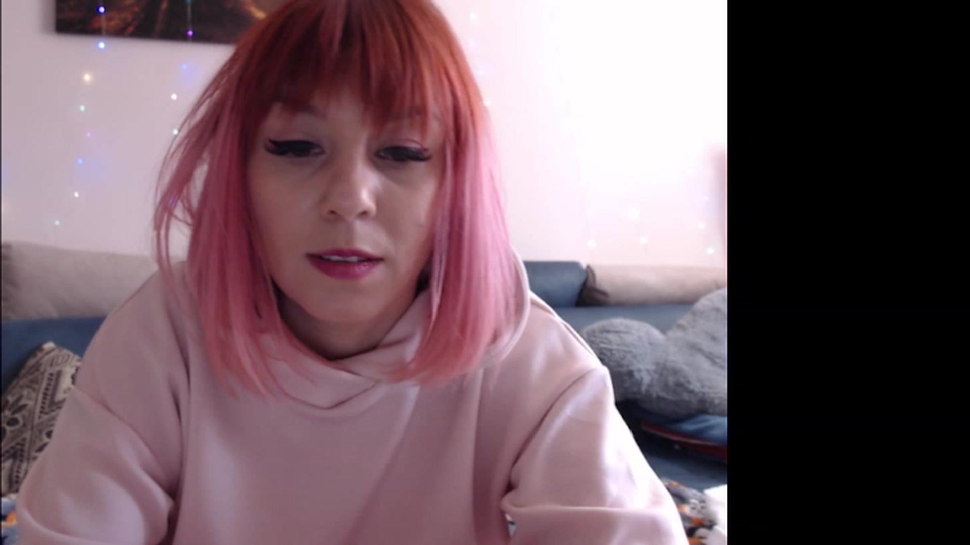 Gallery image thumbnail from Anneliss's myfreecams stream on, 05/11/2023, 14:31 image 13 of 20