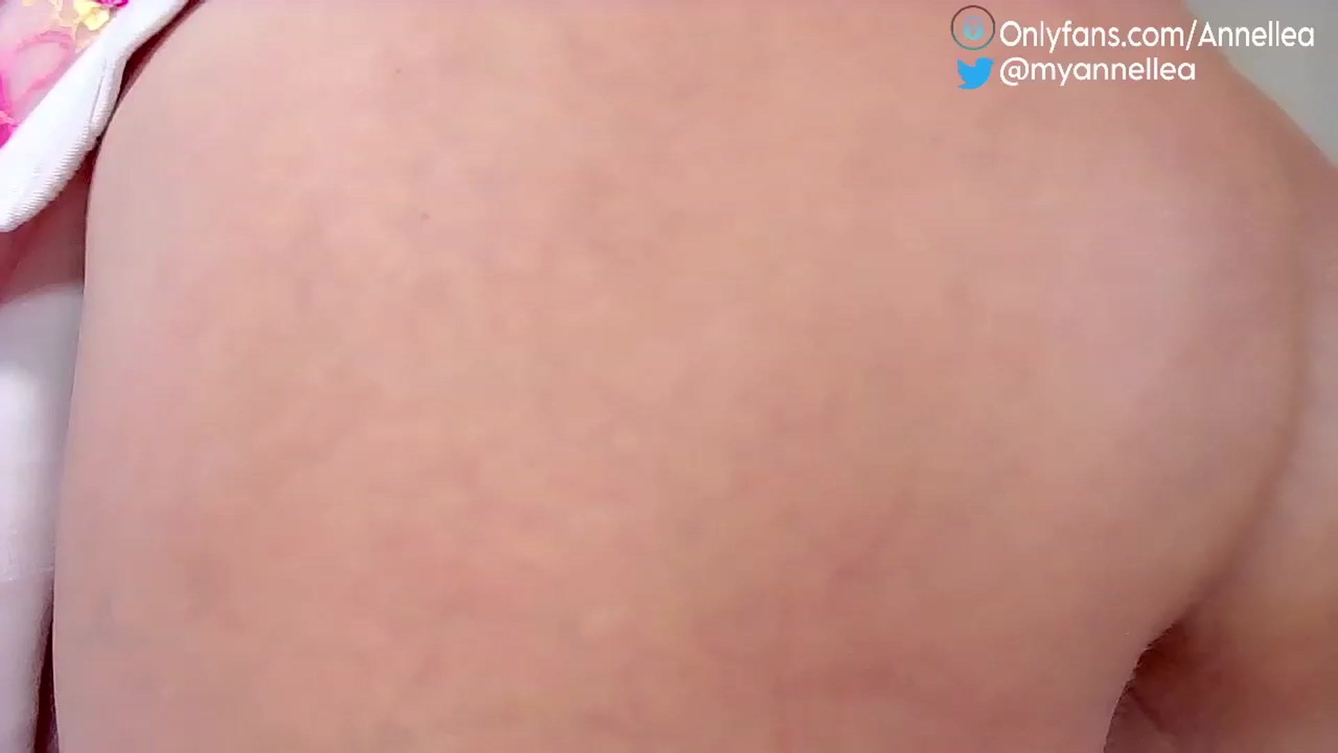 Gallery image thumbnail from Annellea's myfreecams stream on, 09/10/2023, 10:38 image 18 of 20