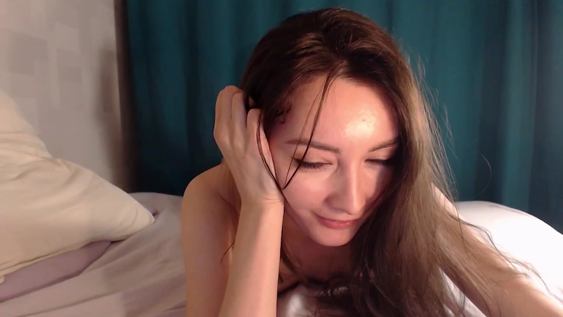 Gallery image thumbnail from AnniLou's myfreecams stream on, 03/12/2023, 19:32 image 12 of 20