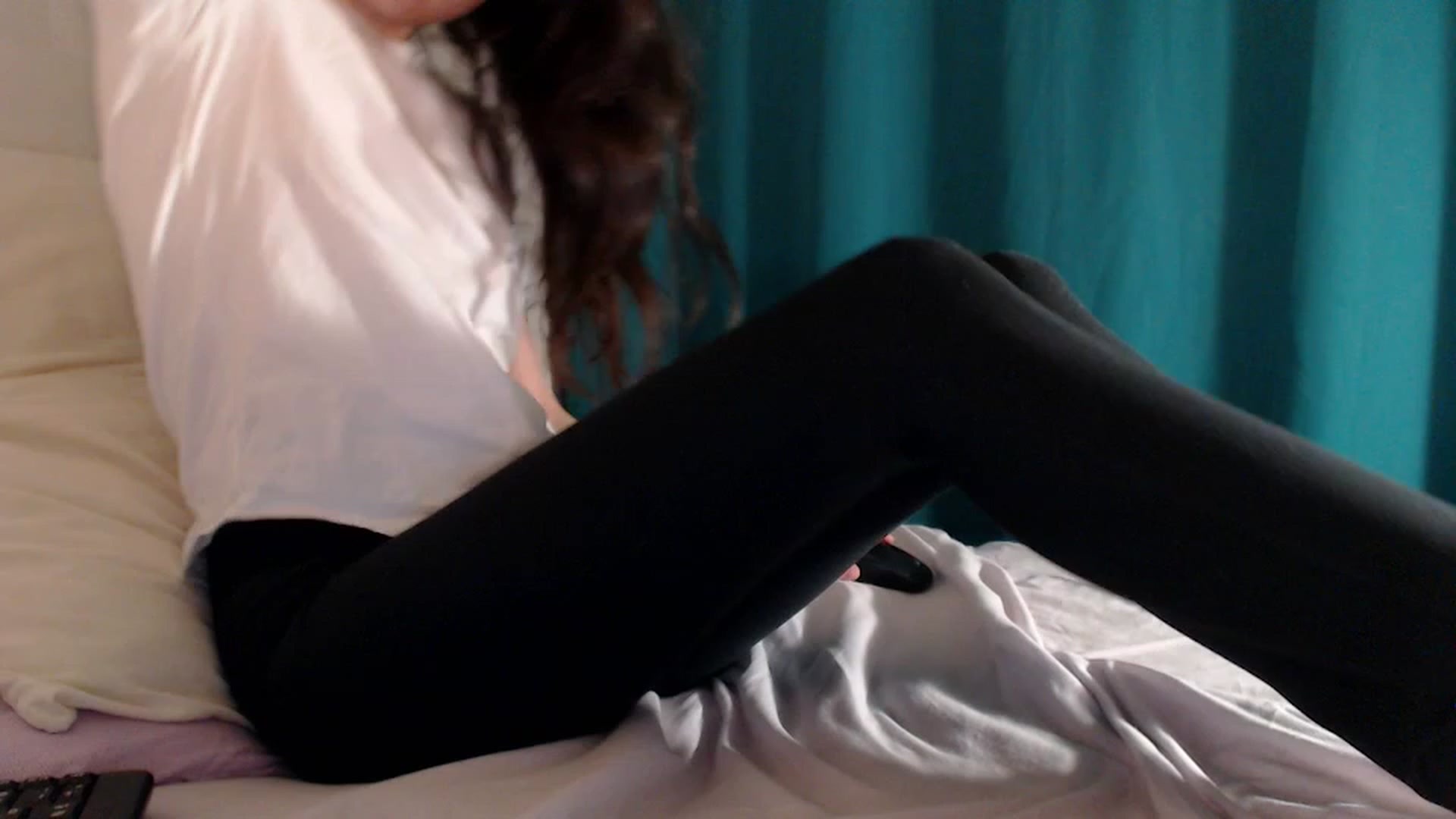 Gallery image thumbnail from AnniLou's myfreecams stream on, 04/09/2023, 21:10 image 20 of 20