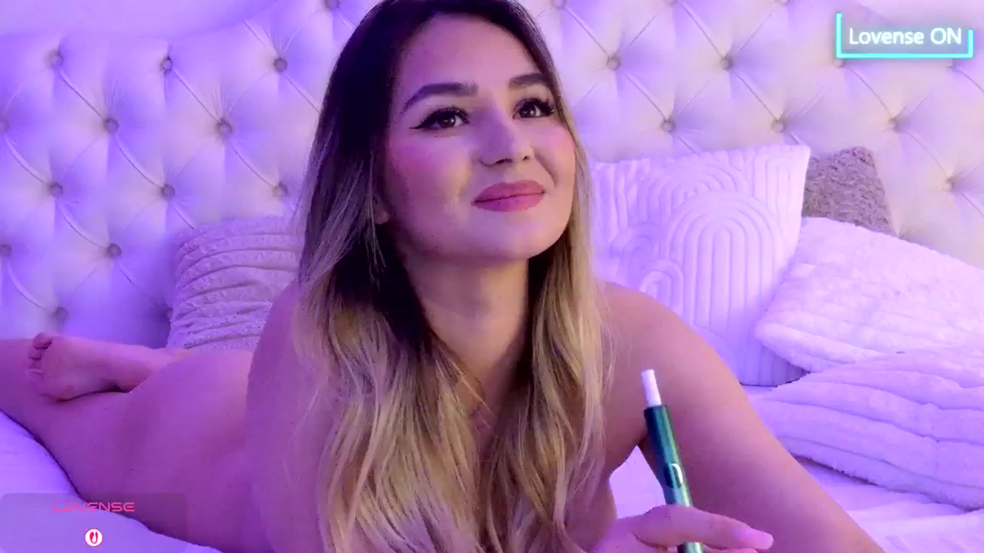 Gallery image thumbnail from AnniaSummer's myfreecams stream on, 03/02/2026, 09:09 image 13 of 20
