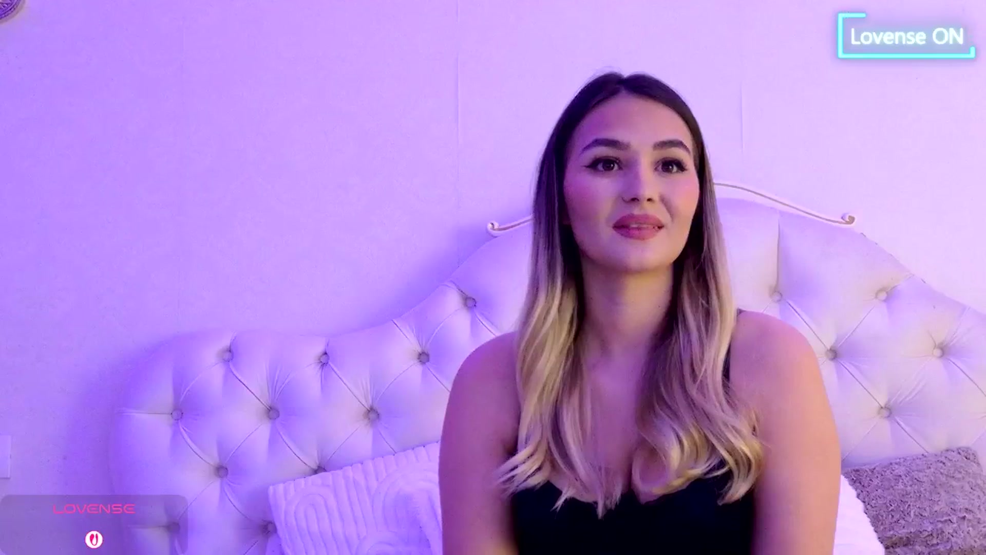 Gallery image thumbnail from AnniaSummer's myfreecams stream on, 03/02/2026, 11:35 image 19 of 20