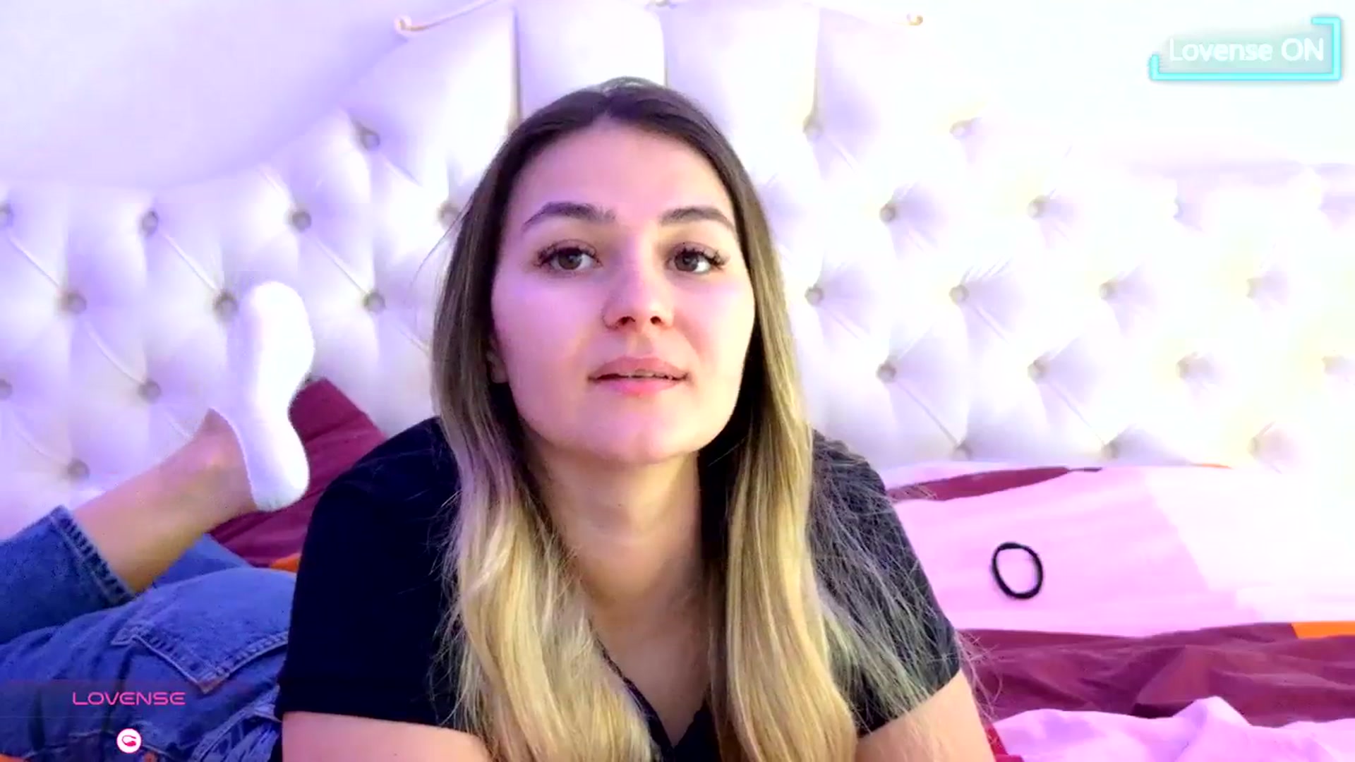 Gallery image thumbnail from AnniaSummer's myfreecams stream on, 03/06/2026, 14:06 image 10 of 20