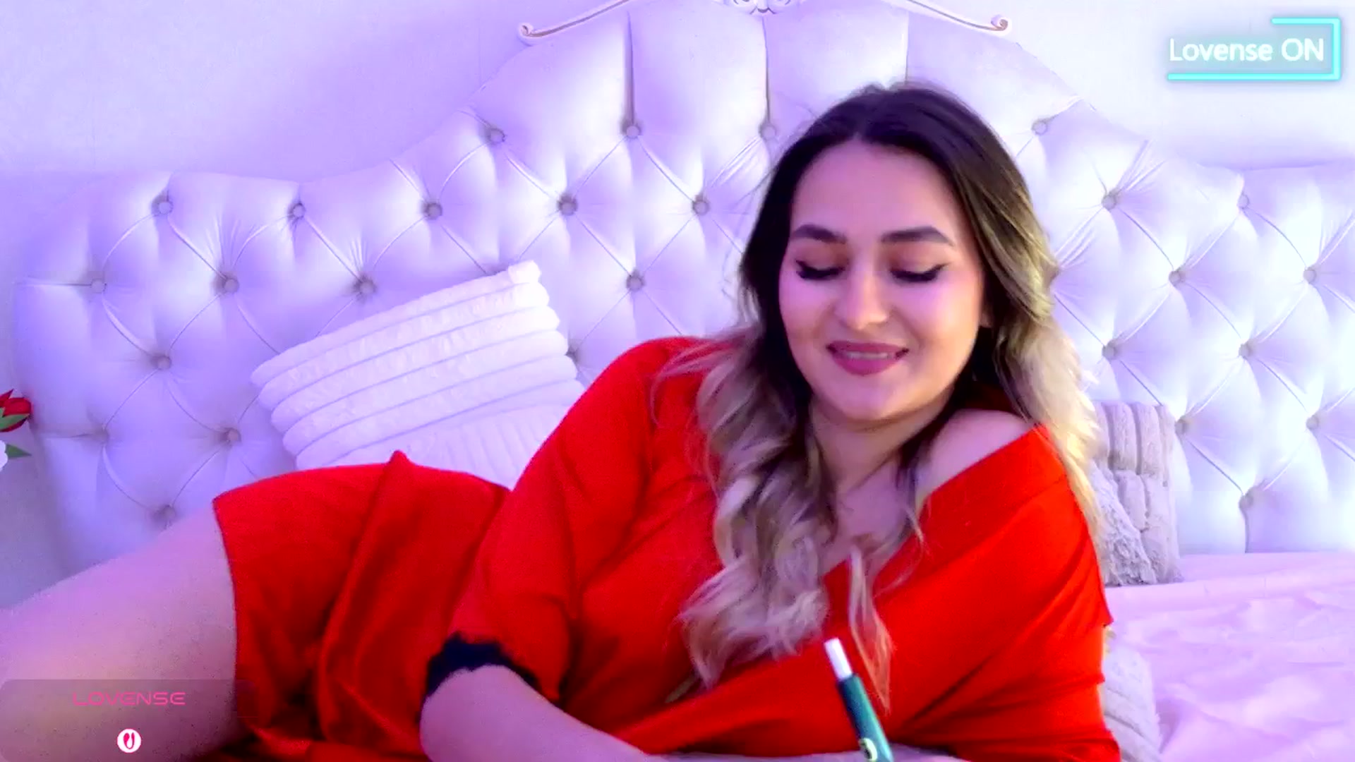 Gallery image thumbnail from AnniaSummer's myfreecams stream on, 03/08/2026, 11:39 image 10 of 20