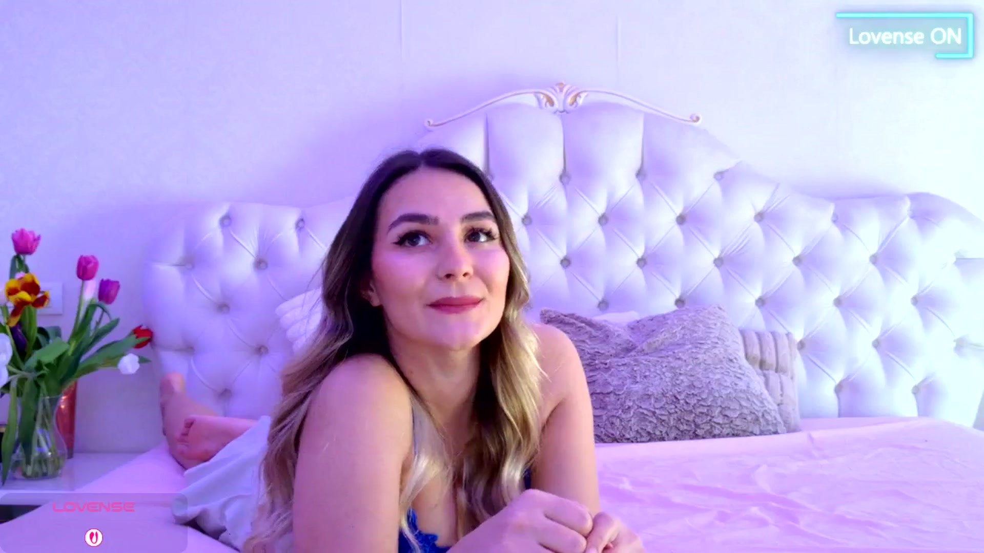Gallery image thumbnail from AnniaSummer's myfreecams stream on, 03/08/2026, 11:39 image 19 of 20