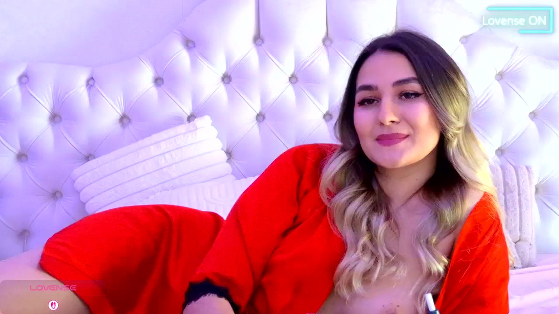 Gallery image thumbnail from AnniaSummer's myfreecams stream on, 03/08/2026, 11:39 image 5 of 20