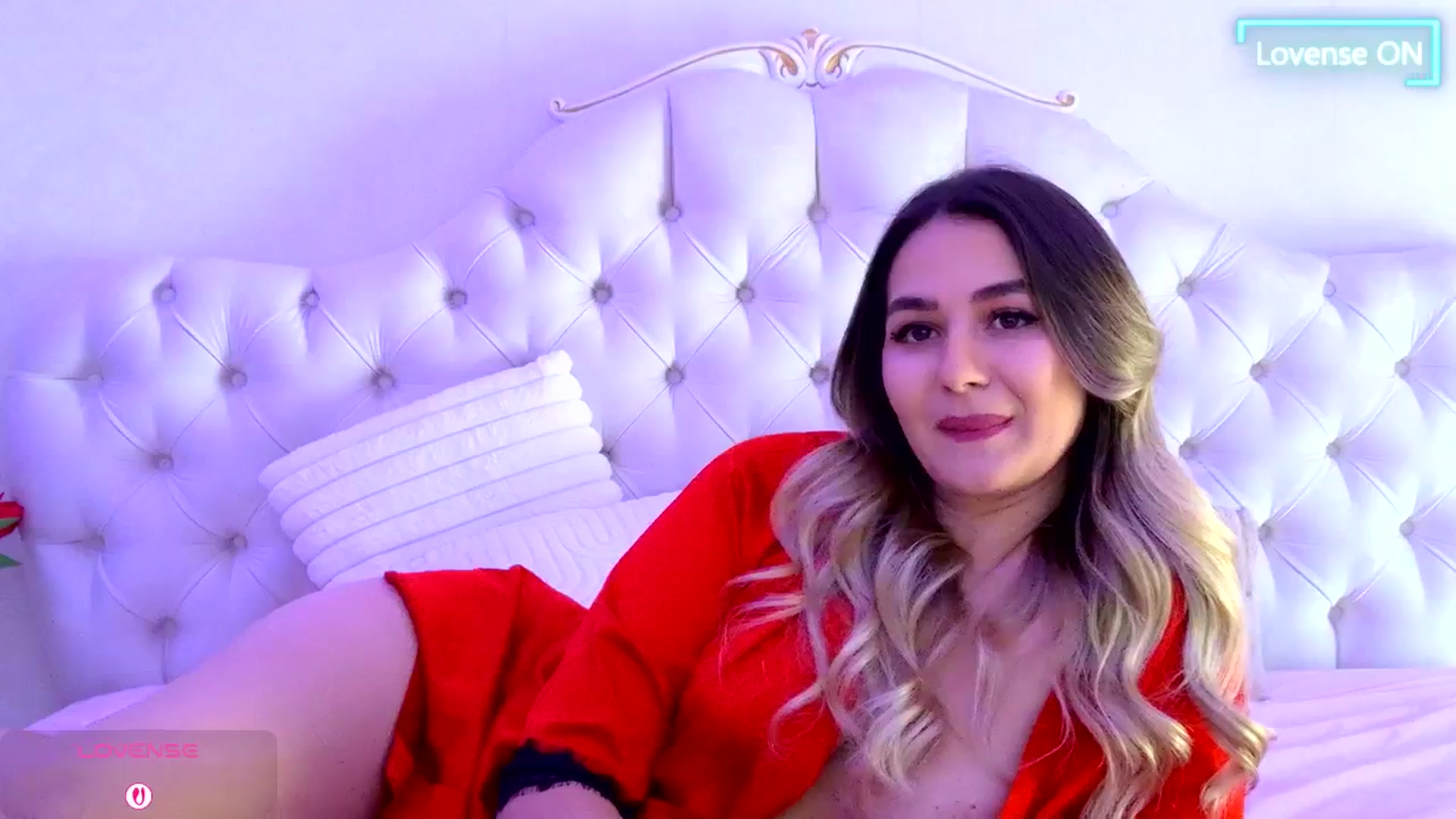 Gallery image thumbnail from AnniaSummer's myfreecams stream on, 03/08/2026, 11:39 image 17 of 20