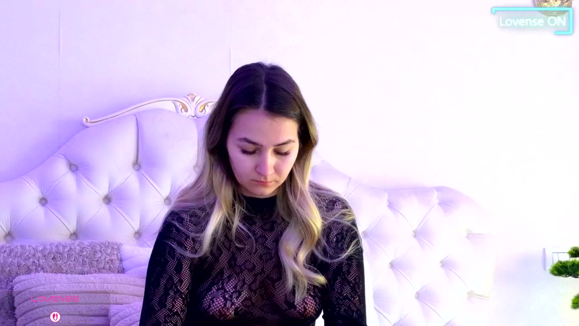 Gallery image thumbnail from AnniaSummer's myfreecams stream on, 03/09/2026, 09:31 image 1 of 20