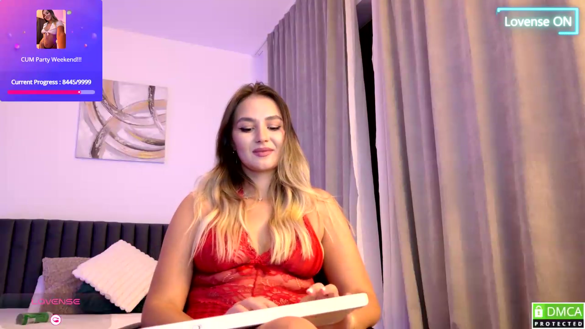 Gallery image thumbnail from AnniaSummer's myfreecams stream on, 08/09/2026, 24:00 image 18 of 20