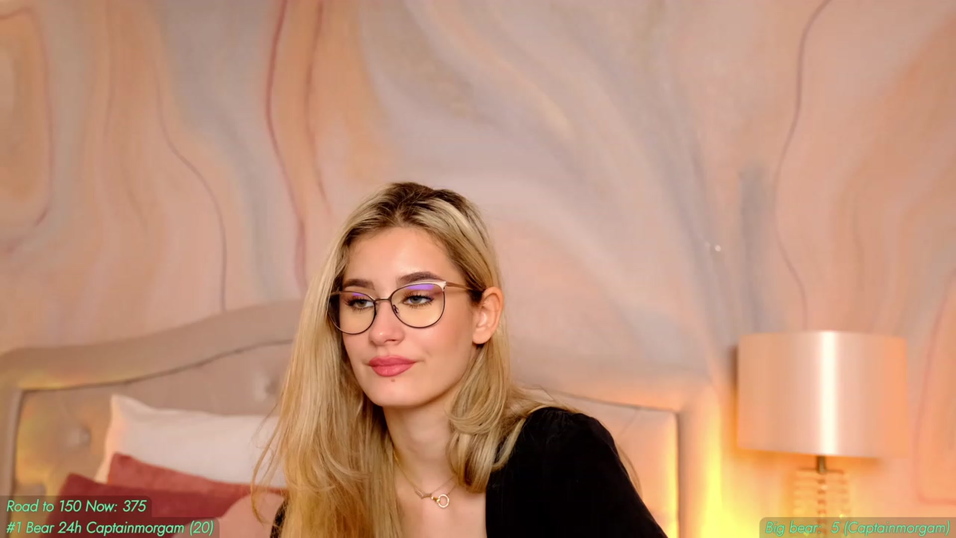 Gallery image thumbnail from AnnieKarrera1's myfreecams stream on, 11/21/2022, 09:43 image 11 of 20