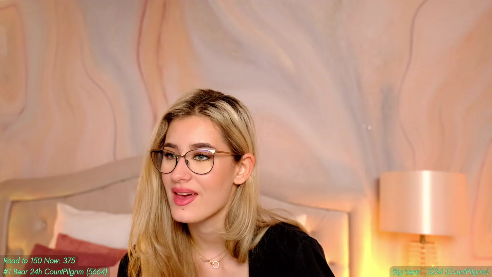 Gallery image thumbnail from AnnieKarrera1's myfreecams stream on, 11/21/2022, 09:43 image 4 of 20
