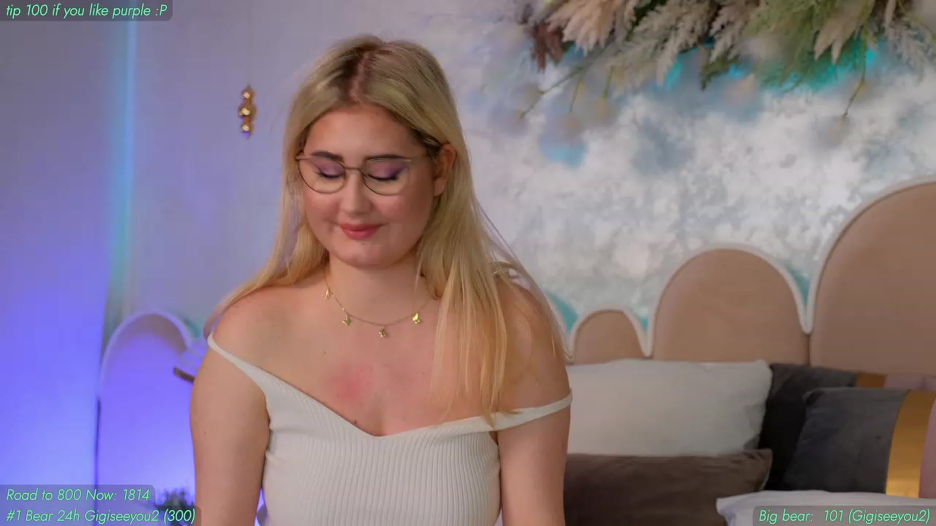 Gallery image thumbnail from AnnieKarrera1's myfreecams stream on, 03/15/2023, 10:12 image 6 of 20