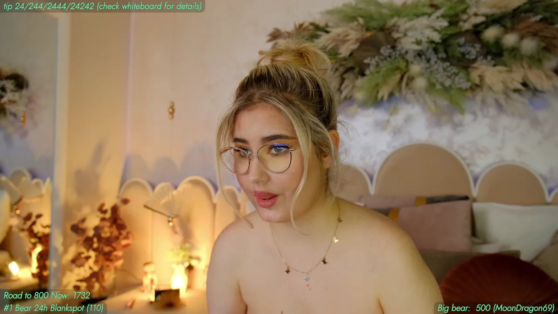 Gallery image thumbnail from AnnieKarrera1's myfreecams stream on, 04/07/2023, 10:26 image 16 of 20