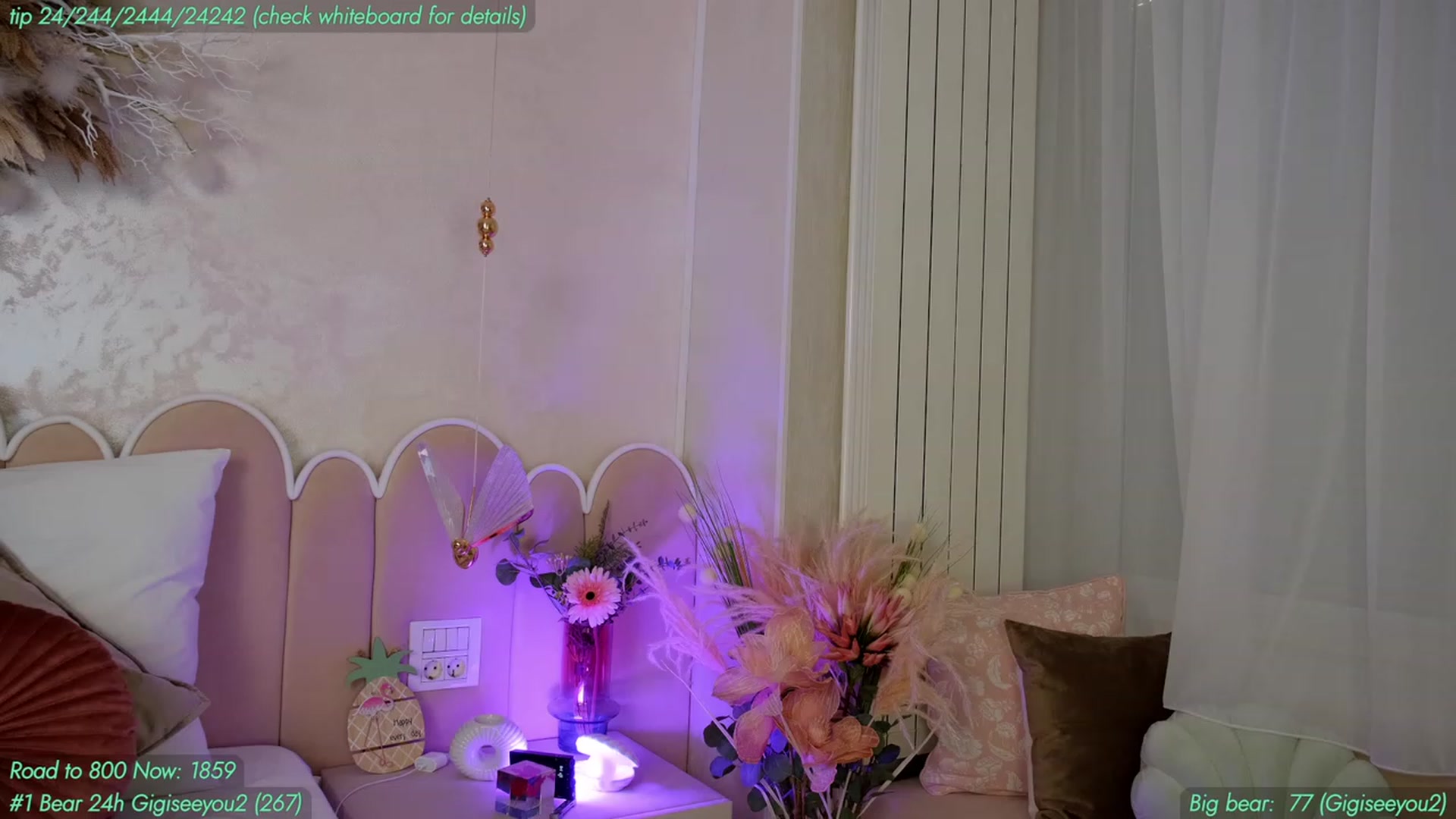 Gallery image thumbnail from AnnieKarrera1's myfreecams stream on, 04/10/2023, 07:26 image 14 of 20