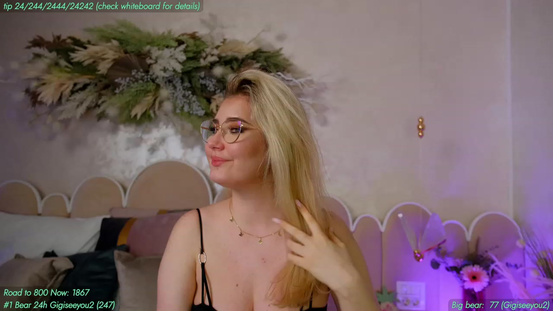 Gallery image thumbnail from AnnieKarrera1's myfreecams stream on, 04/10/2023, 07:26 image 11 of 20
