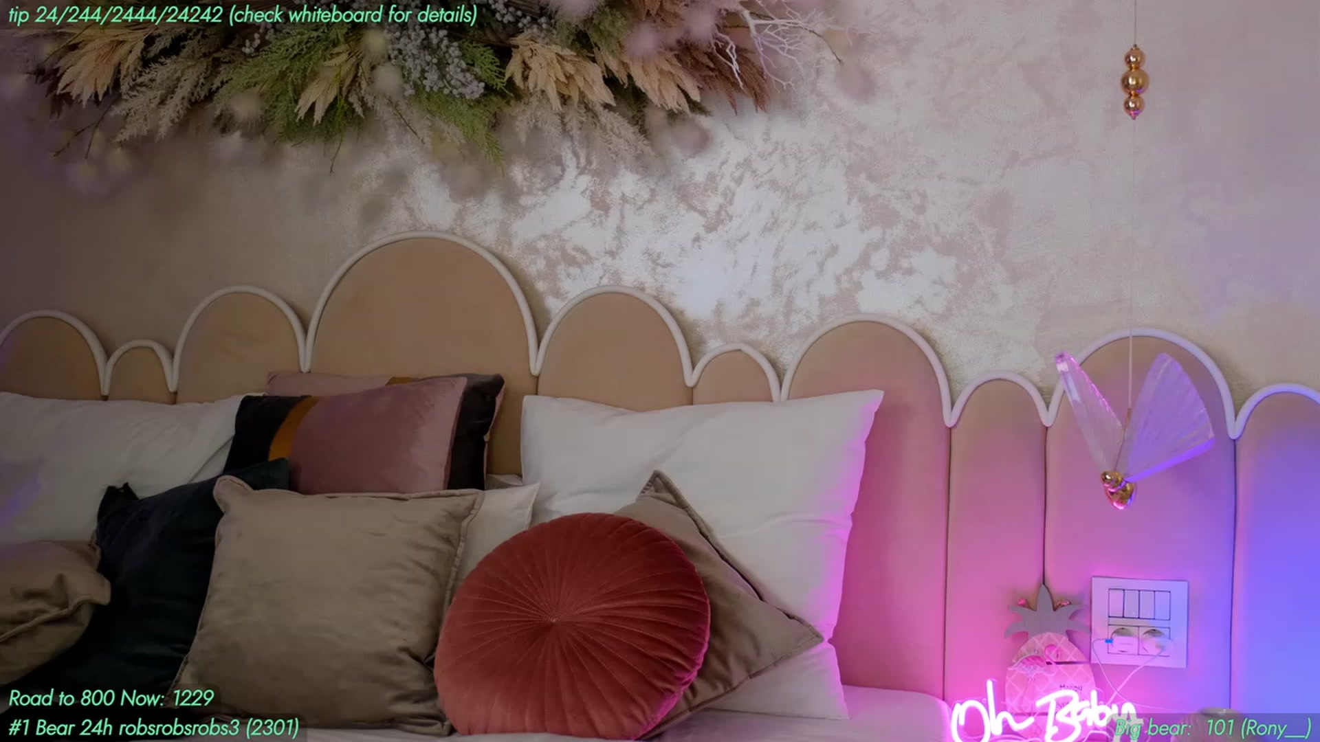 Gallery image thumbnail from AnnieKarrera1's myfreecams stream on, 04/14/2023, 08:13 image 10 of 20