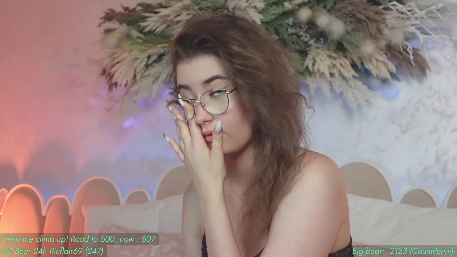Gallery image thumbnail from AnnieKarrera1's myfreecams stream on, 08/14/2023, 07:22 image 14 of 20