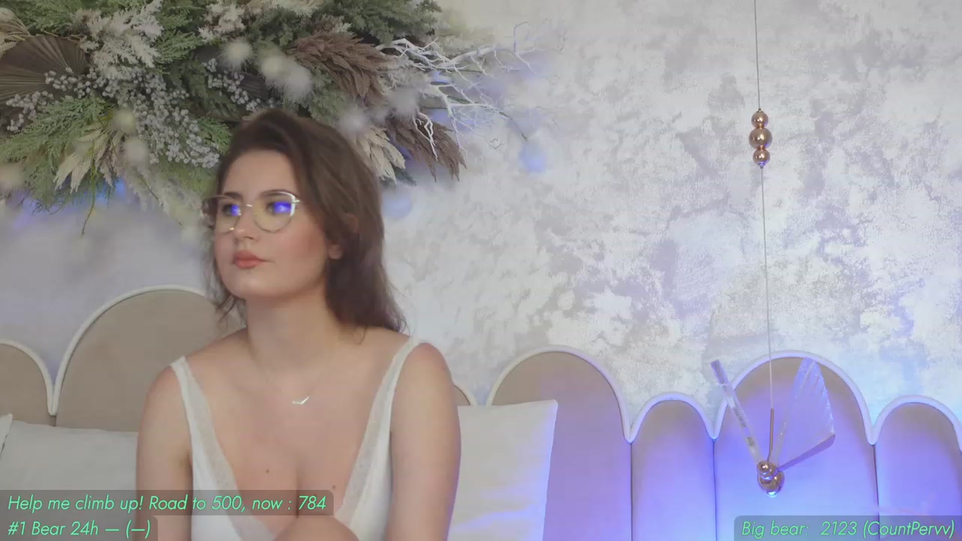 Gallery image thumbnail from AnnieKarrera1's myfreecams stream on, 08/22/2023, 04:57 image 11 of 20