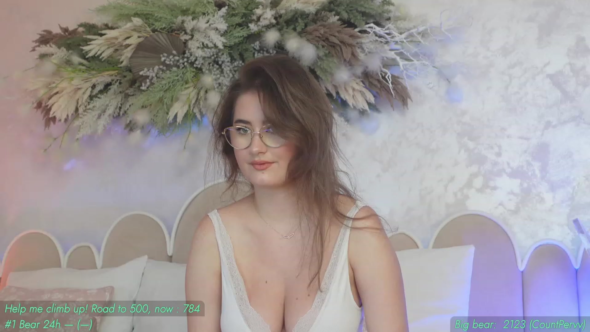 Gallery image thumbnail from AnnieKarrera1's myfreecams stream on, 08/22/2023, 04:57 image 19 of 20