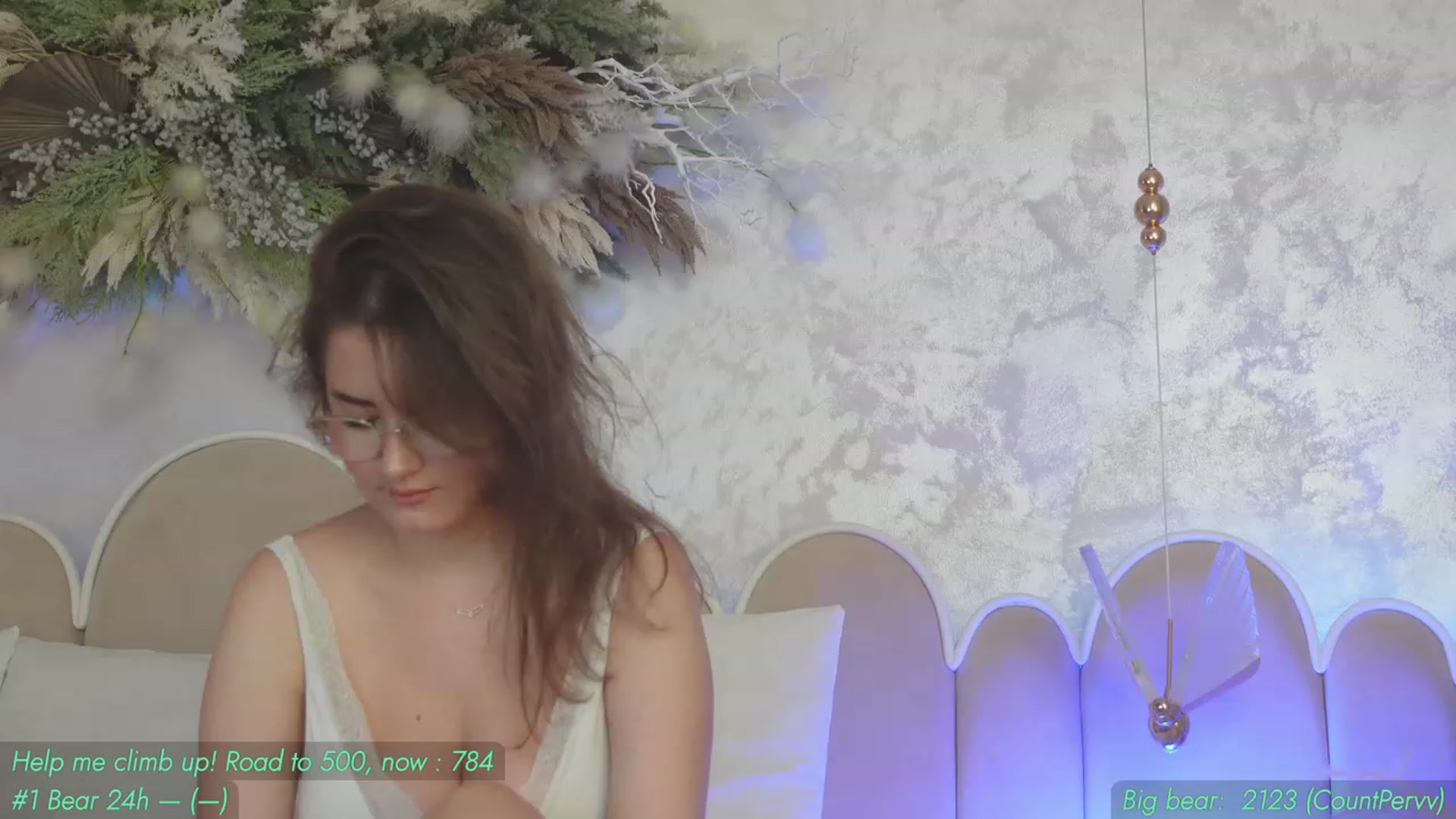 Gallery image thumbnail from AnnieKarrera1's myfreecams stream on, 08/22/2023, 04:57 image 12 of 20