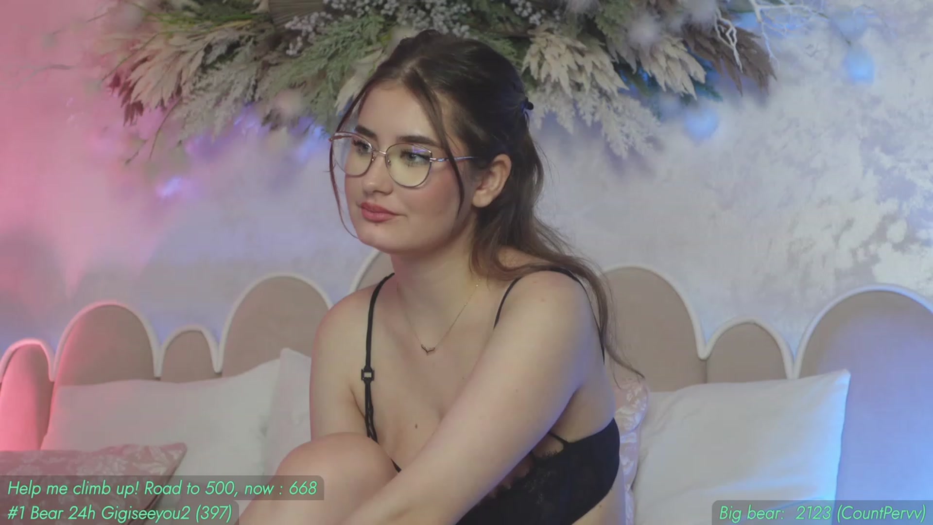 Gallery image thumbnail from AnnieKarrera1's myfreecams stream on, 08/25/2023, 11:54 image 1 of 20