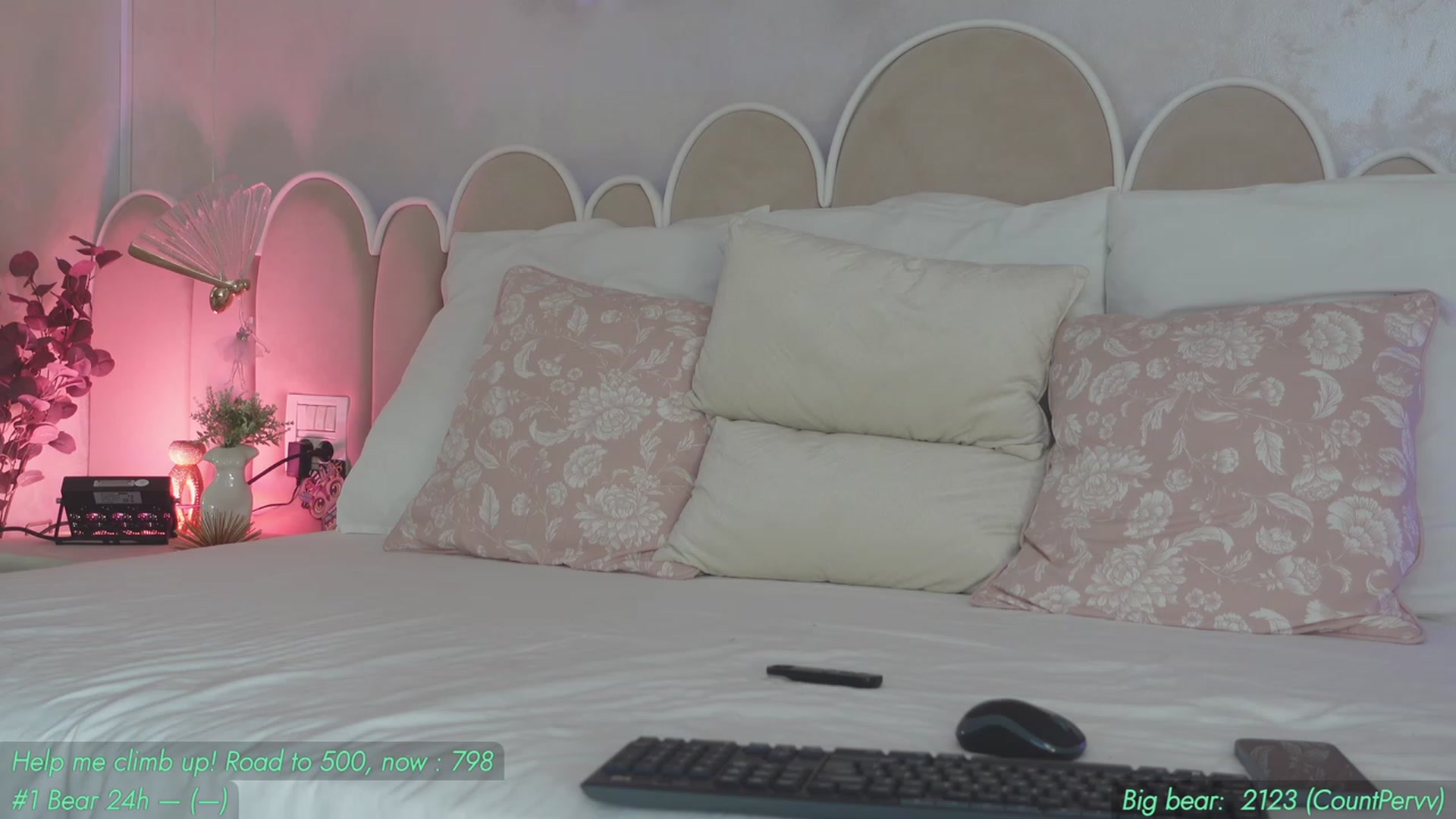 Gallery image thumbnail from AnnieKarrera1's myfreecams stream on, 08/29/2023, 07:02 image 1 of 20