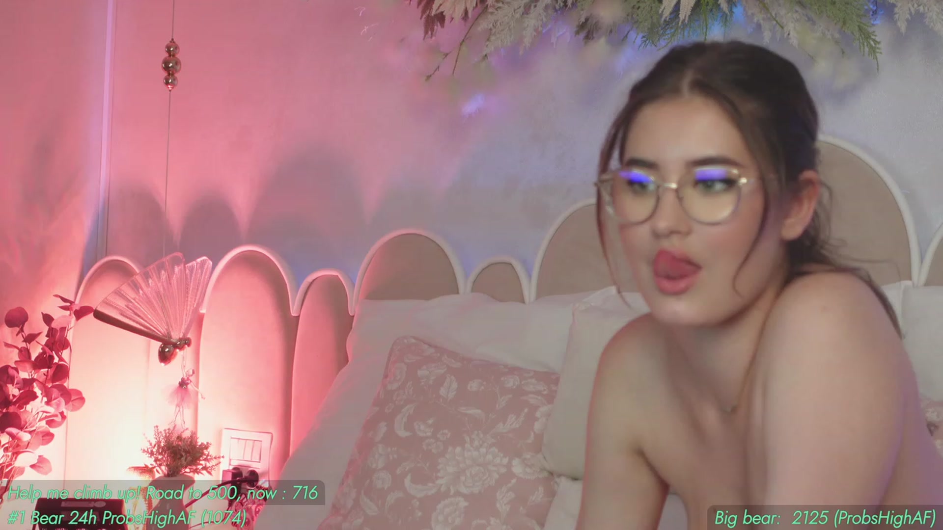 Gallery image thumbnail from AnnieKarrera1's myfreecams stream on, 08/29/2023, 07:28 image 18 of 20