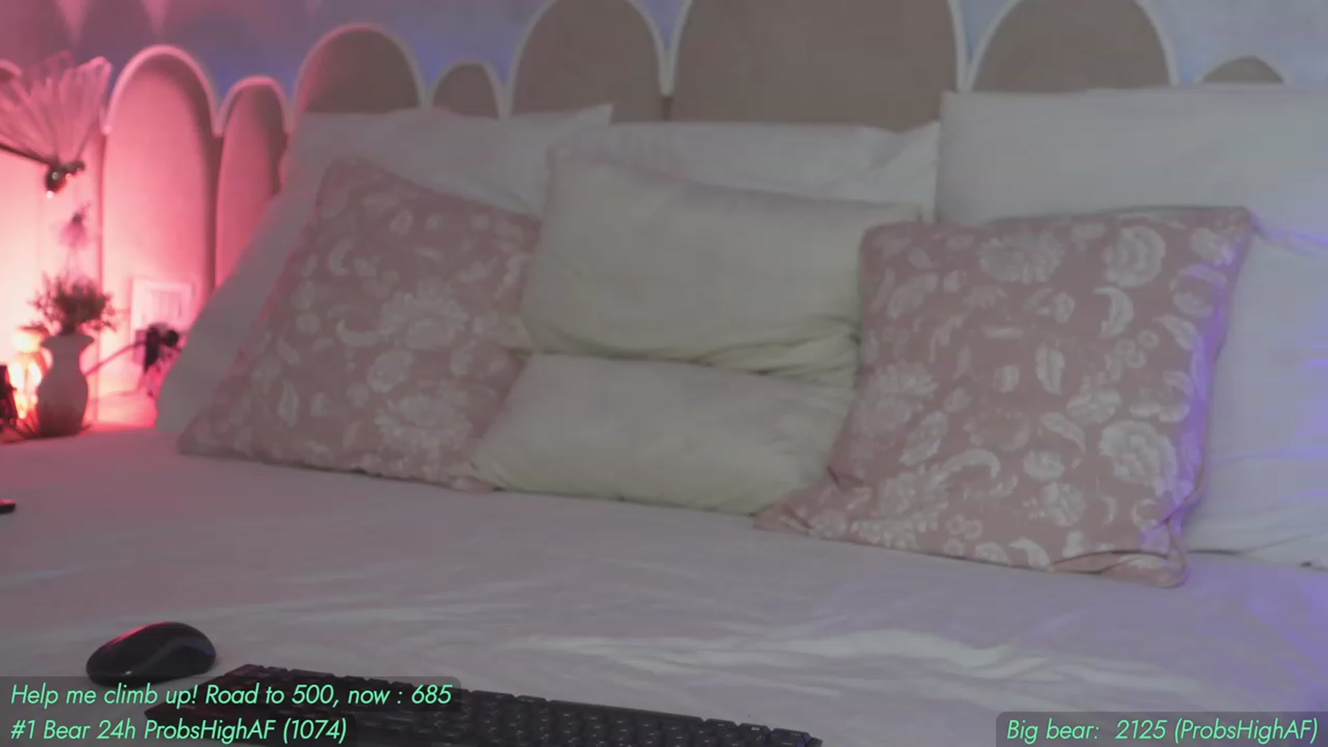 Gallery image thumbnail from AnnieKarrera1's myfreecams stream on, 08/29/2023, 11:47 image 15 of 20