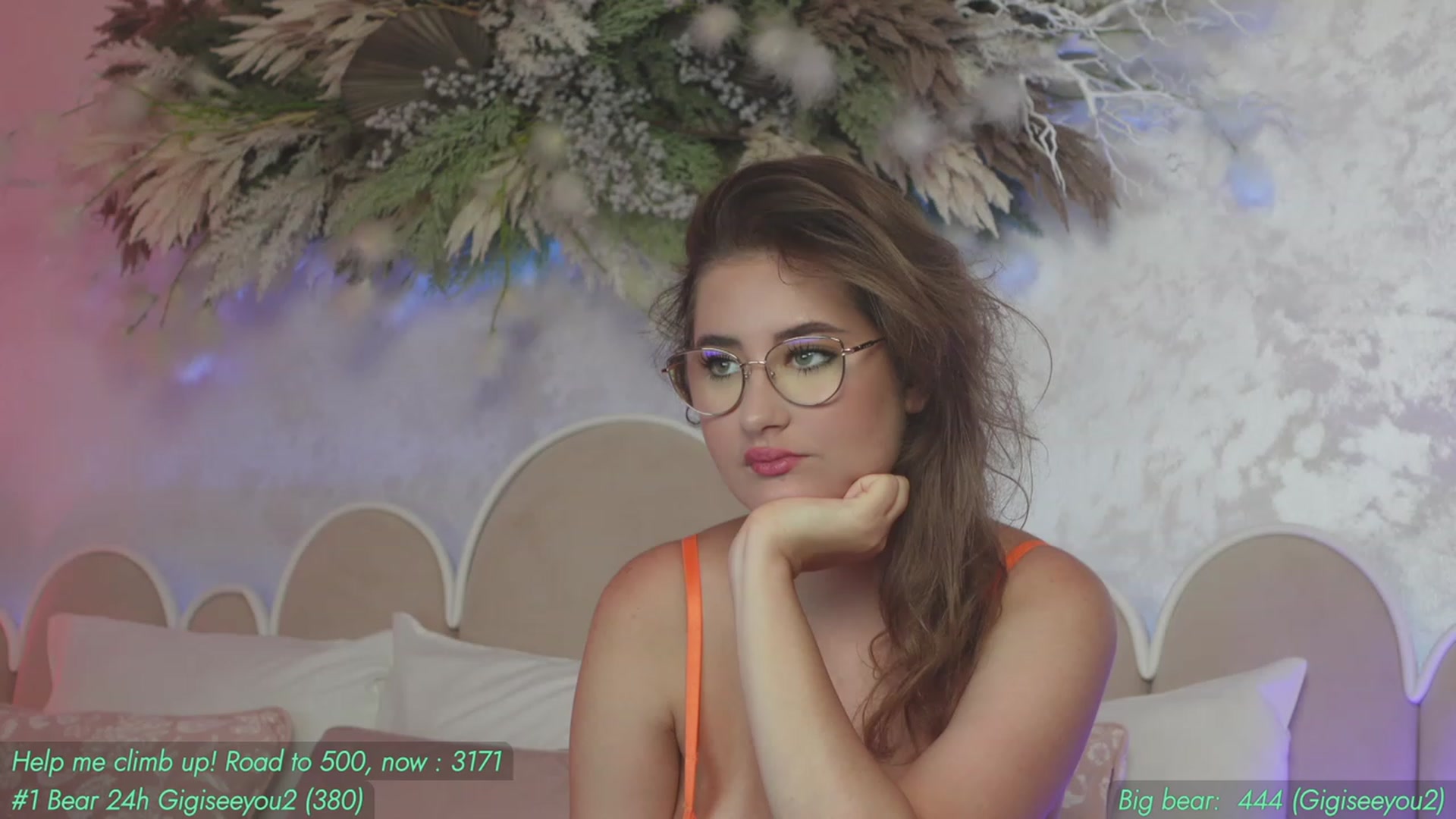 Gallery image thumbnail from AnnieKarrera1's myfreecams stream on, 09/19/2023, 06:36 image 6 of 20