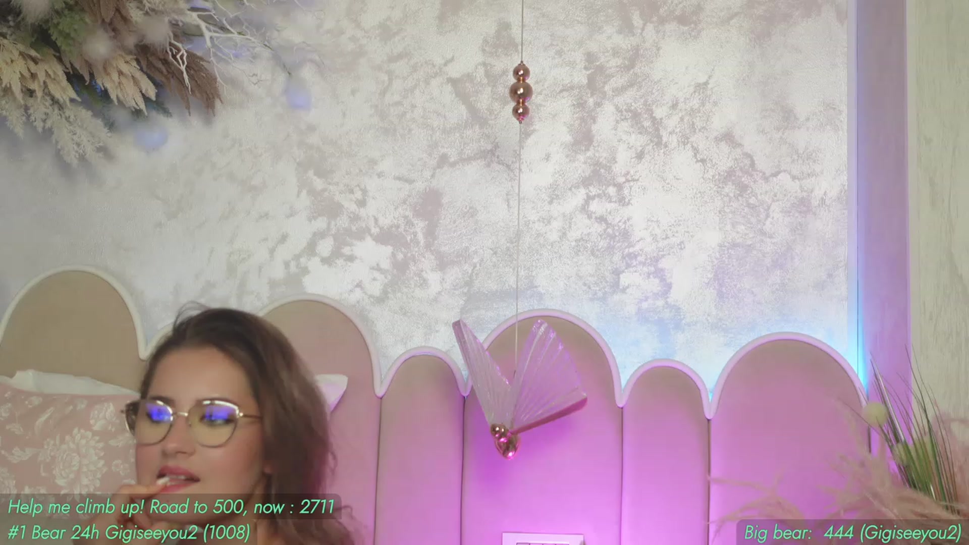 Gallery image thumbnail from AnnieKarrera1's myfreecams stream on, 09/20/2023, 06:24 image 4 of 20