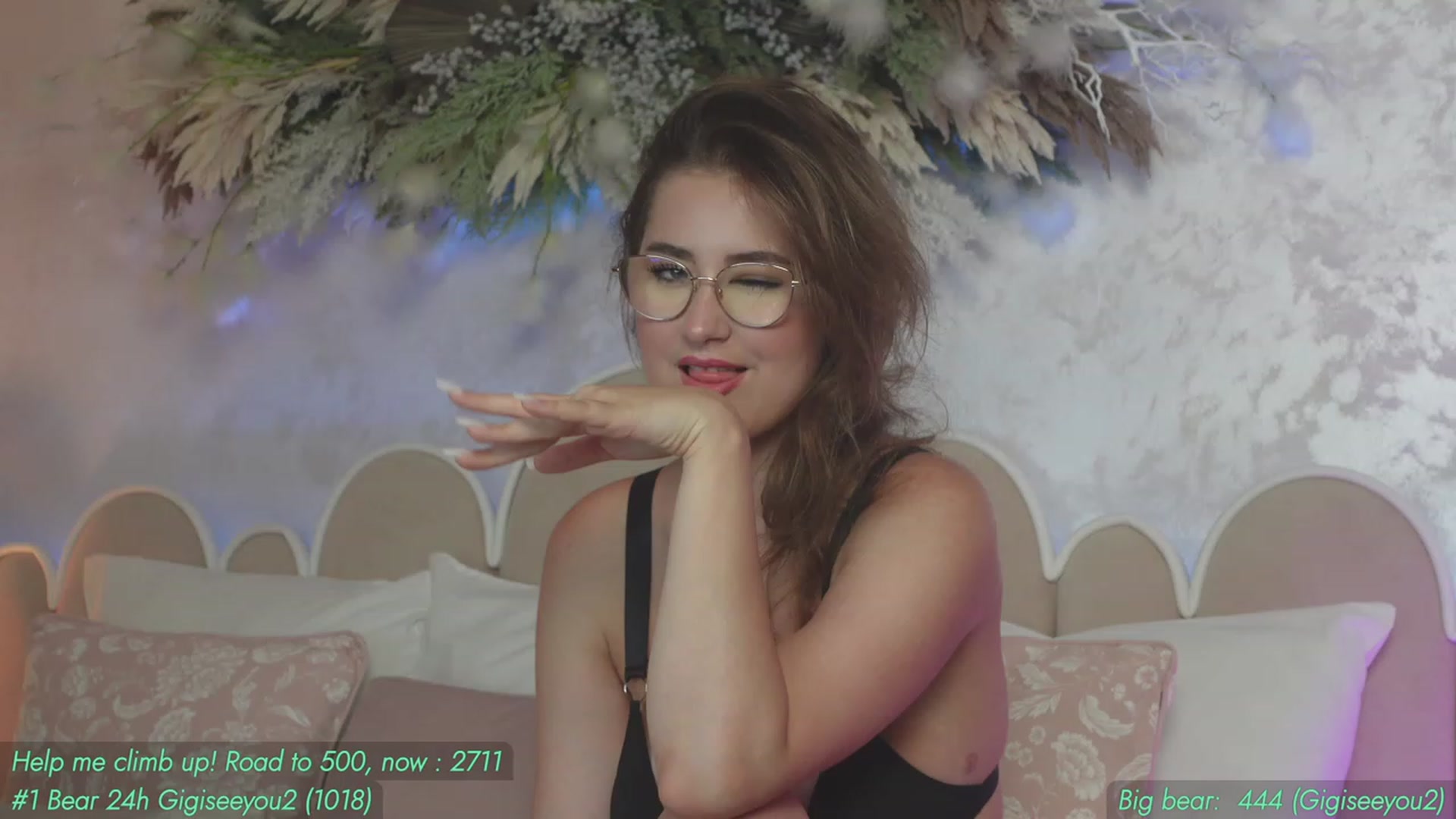 Gallery image thumbnail from AnnieKarrera1's myfreecams stream on, 09/20/2023, 06:24 image 8 of 20